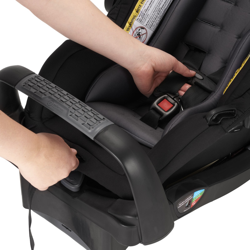 Pivot Xpand™ Modular Travel System With SafeMax Infant Car Seat (Stallion) Lifestyle Photo Pivot Xpand™ Modular Travel System With SafeMax Infant Car Seat (Stallion) Lifestyle Photo