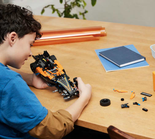 LEGO Technic NEOM McLaren Formula E Race Car (42169)