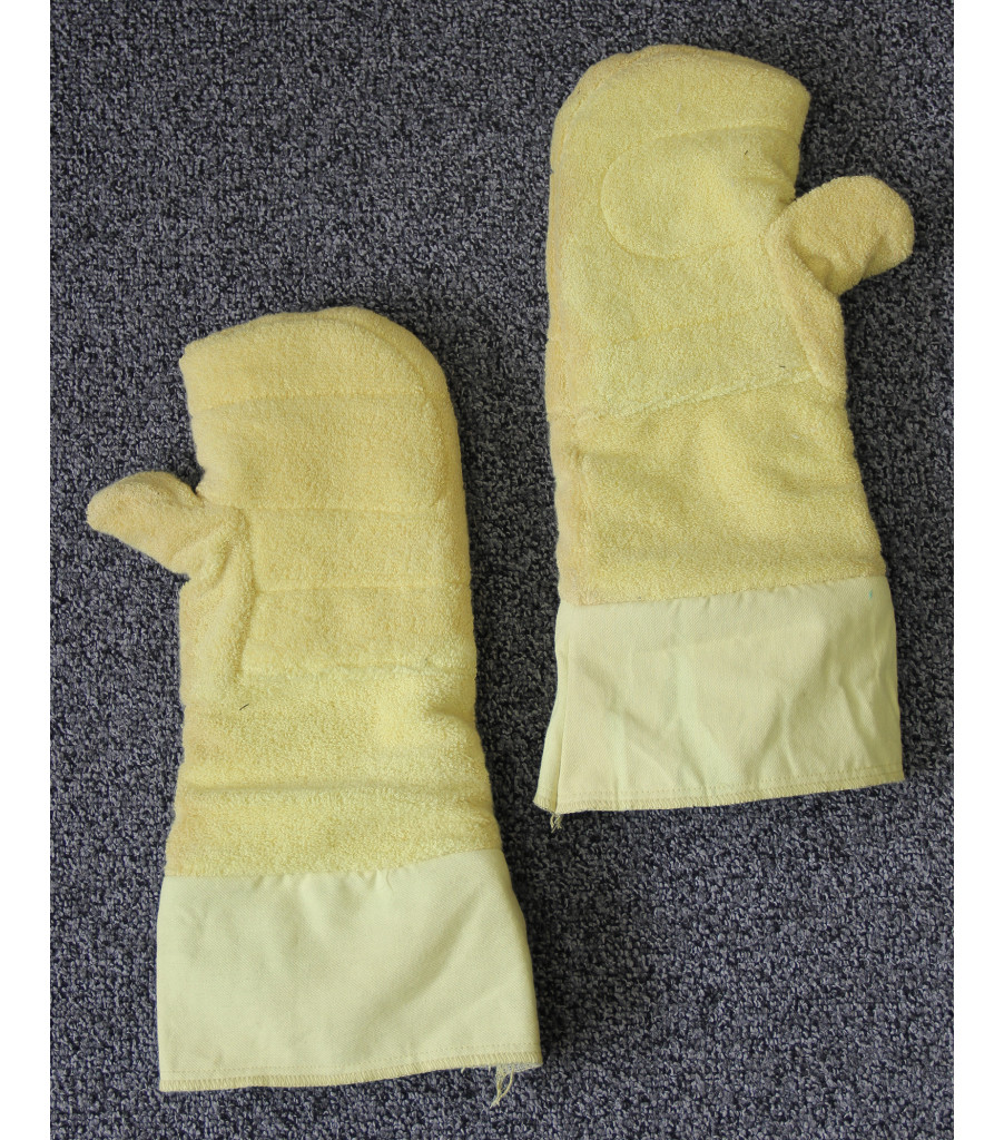 18" Quilted High Heat Mittens: 22 oz. Kevlar® Terry, , large image number 0