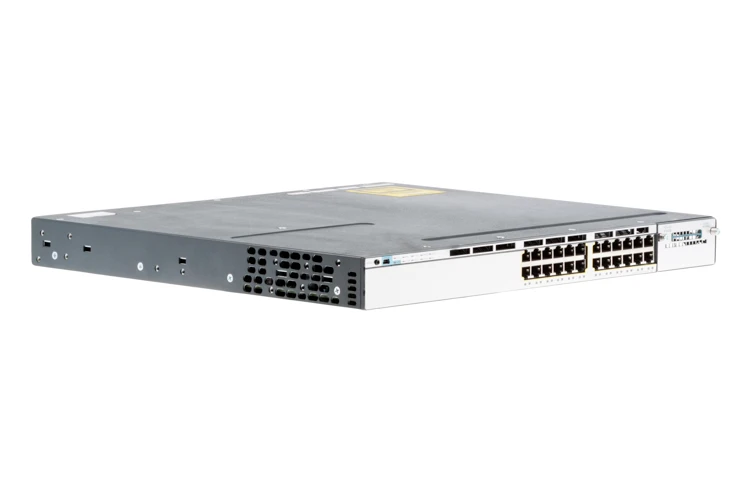 Cisco Catalyst 3750Xスイッチ WS-C3750X-24P-L - PC/タブレット