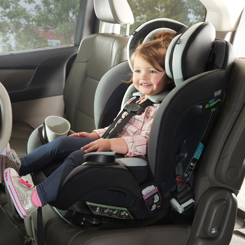 EveryStage™ DLX All-in-One Car Seat (Crestland) Lifestyle Photo EveryStage™ DLX All-in-One Car Seat (Crestland) Lifestyle Photo