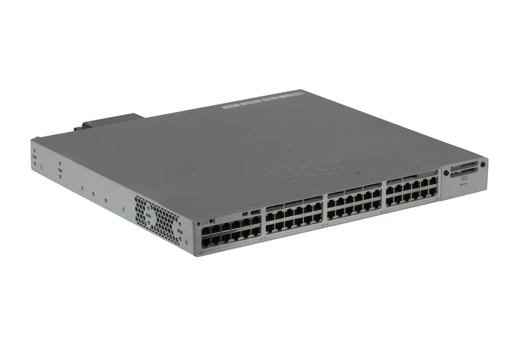 WS-C3850-24P-L Cisco Catalyst network switch Managed Power
