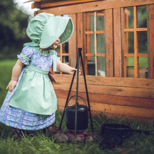 little house on the prairie dress Dress the Part of a Pioneer Girl for Spring: Little House on the Prairie