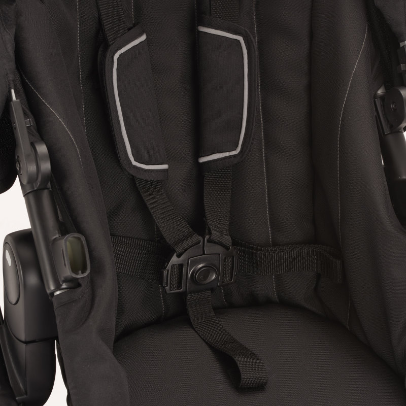 Pivot Xpand™ Modular Travel System With SafeMax Infant Car Seat (Stallion) Lifestyle Photo Pivot Xpand™ Modular Travel System With SafeMax Infant Car Seat (Stallion) Lifestyle Photo