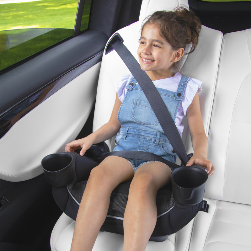 EveryKid 4-in-1 Convertible Car Seat Lifestyle Photo EveryKid 4-in-1 Convertible Car Seat Lifestyle Photo