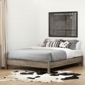 Munich - Platform Bed on Legs Munich - Platform Bed on Legs