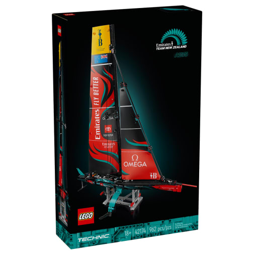LEGO Technic Emirates Team NZ Yacht (42174)
