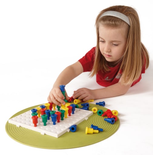 Jumbo Peg Board with 100 Pegs