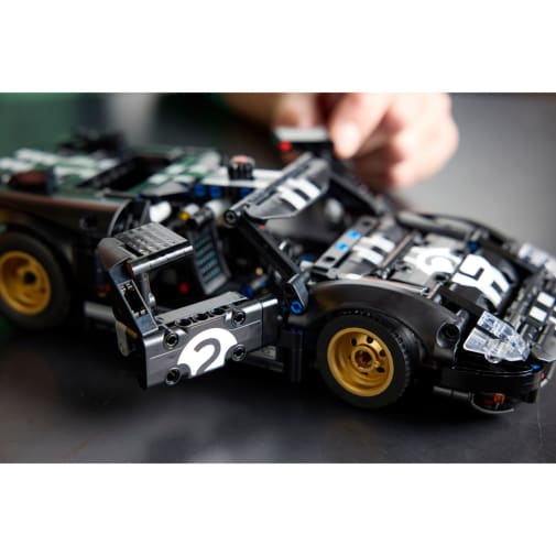 レトクマパーカー LEGO Technic 1966 Ford GT40 MKII Race Car (42223)
