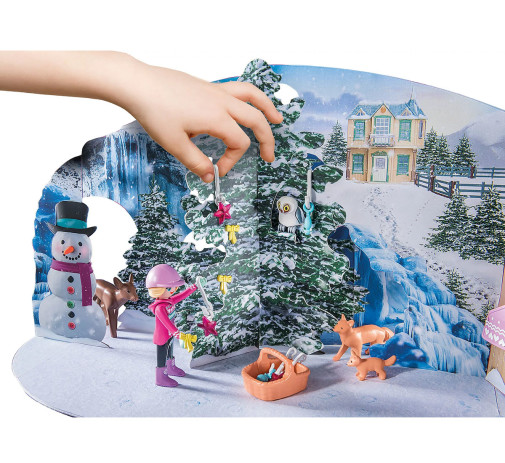 Amazon.com: Playmobil Junior Advent Calendar: Snowy Christmas