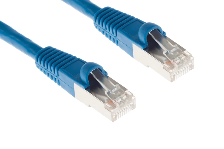Cat6 Shielded Ethernet Patch Cable, Half-moon Boot, 5 ft, Blue