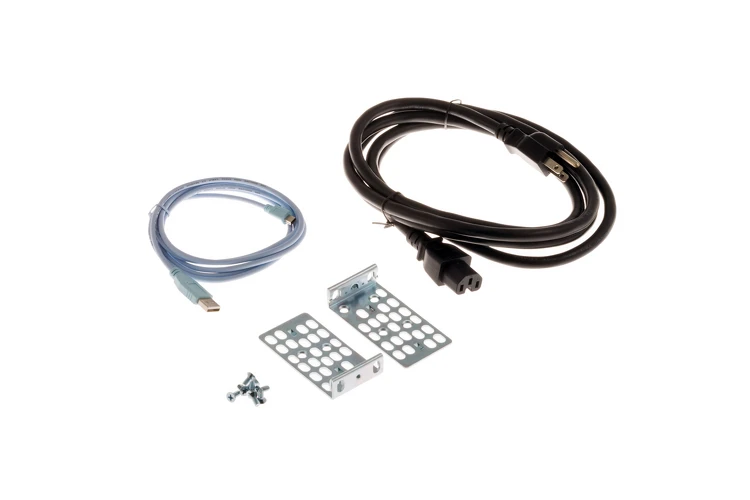 Cisco 1RU Accessory Kit (C3KX-RACK-KIT Kit, Console &amp; AC Cord)