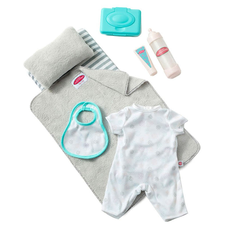 Madame Alexander Adoption Day Baby Essentials Gray (14")