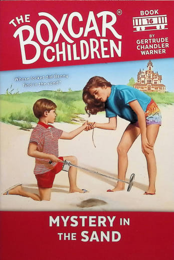 The Boxcar Children Book 16: Mystery in the Sand