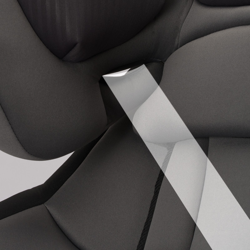 Platinum SafeMax™ All-In-One Convertible Car Seat (Shiloh) Lifestyle Photo Platinum SafeMax™ All-In-One Convertible Car Seat (Shiloh) Lifestyle Photo
