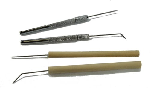 Teasing Needle - Bent Tip with Plastic Handle