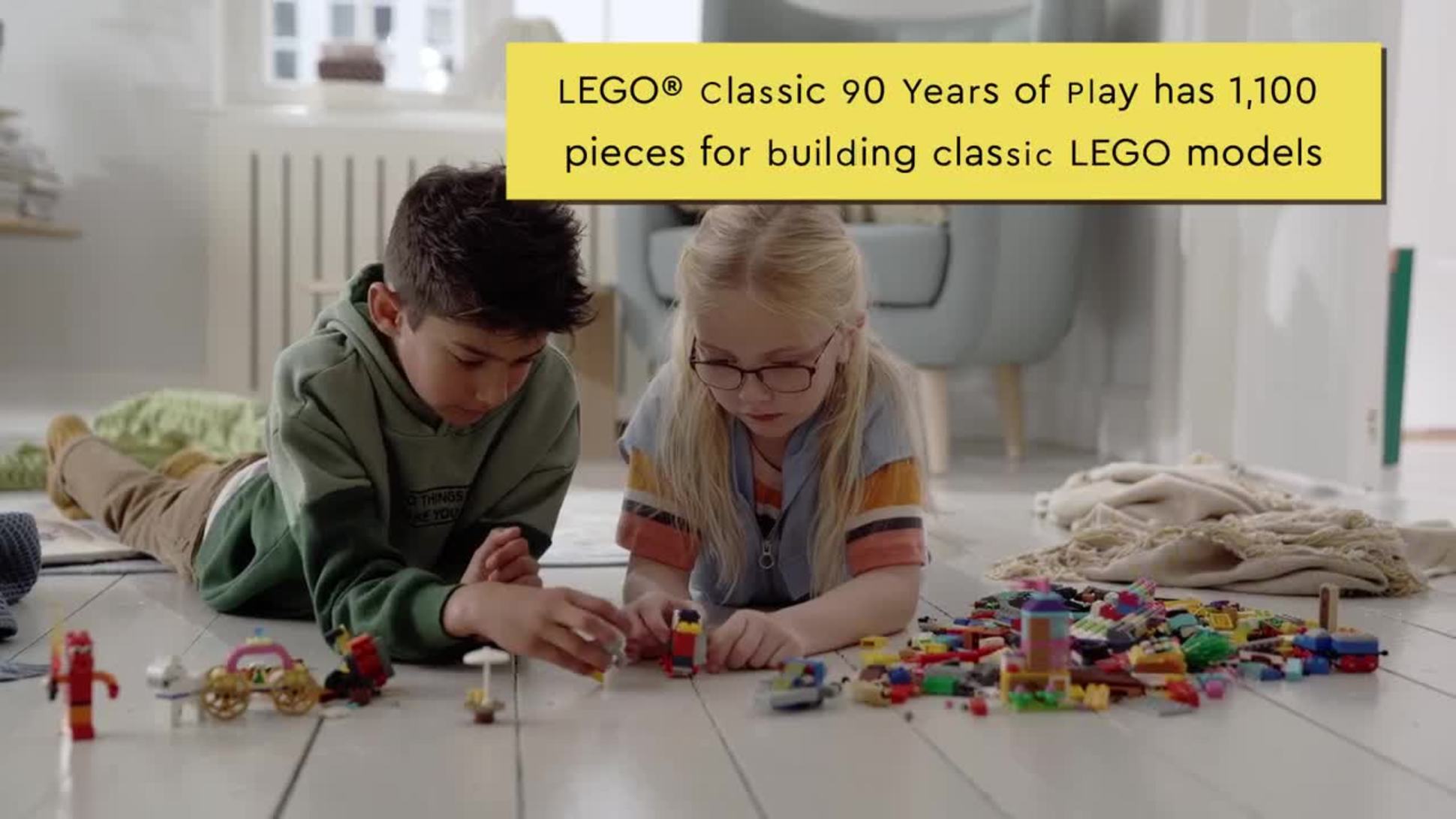 LEGO Classic - Caja 90 Años de Juego a partir de 5 años - 11021