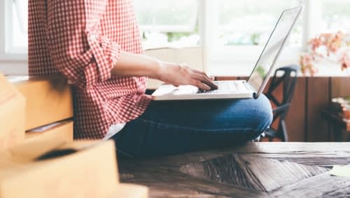 Sende dein kaputtes Handy zur Reparatur ein"
alt="Sende dein kaputtes Handy zur Reparatur ein