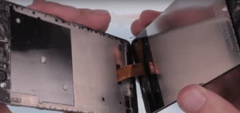 huawei-p10-display-reparaturanleitung-schritt-1-das-backcover-trennen-und-das-handy-oeffnen