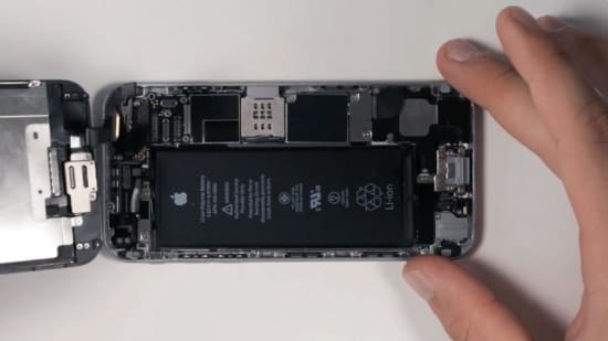 apple-iphone-6-vibrationsmotor-reparaturanleitung-schritt-6-display-anschliessen