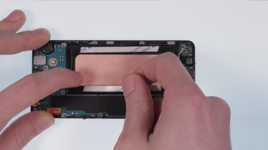 samsung-galaxy-a5-2016-display-reparaturanleitung-schritt-7-neuen-akkukleber-anbringen