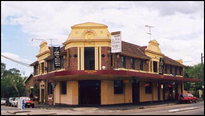 Cat & Fiddle Hotel, Balmain. NSW