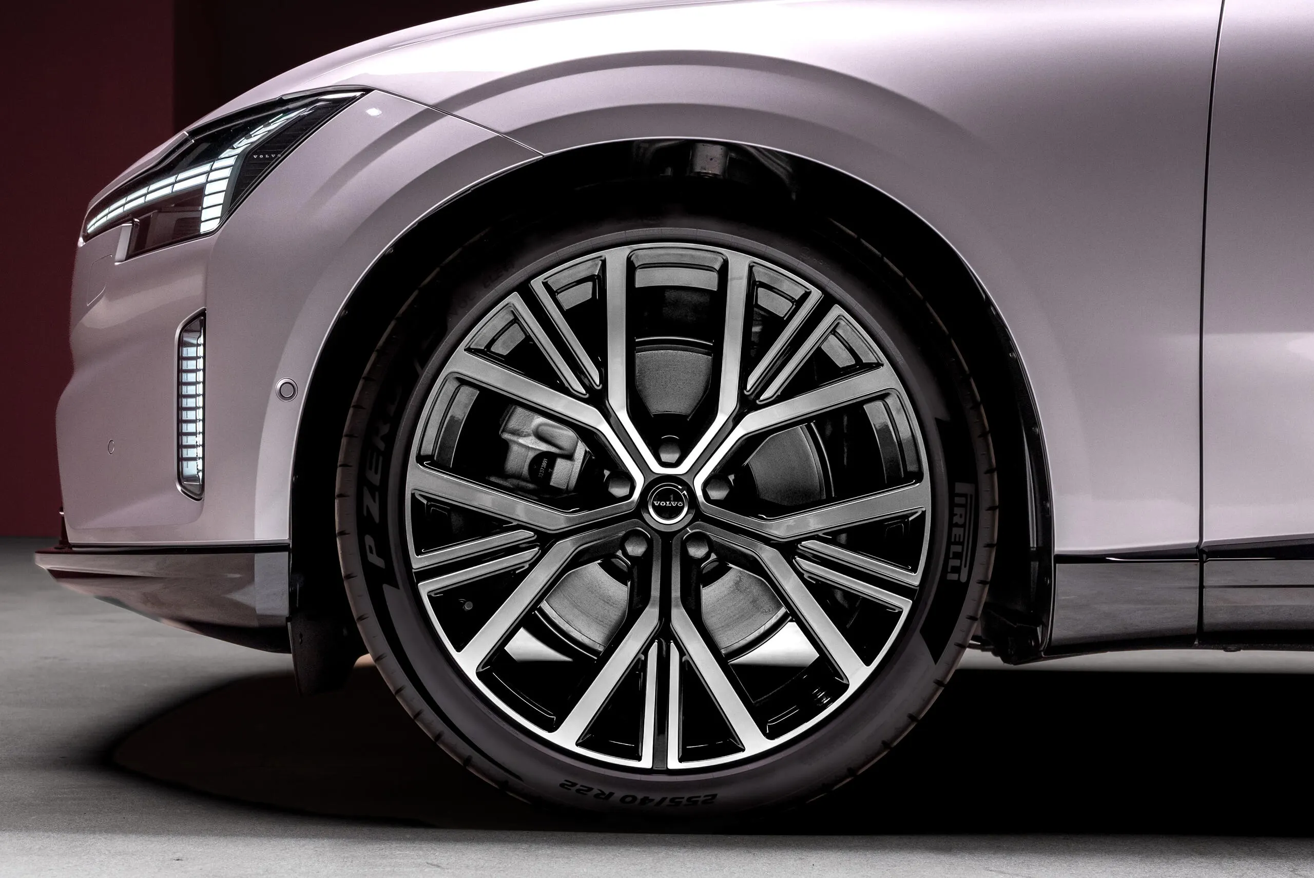 Volvo EV side profile