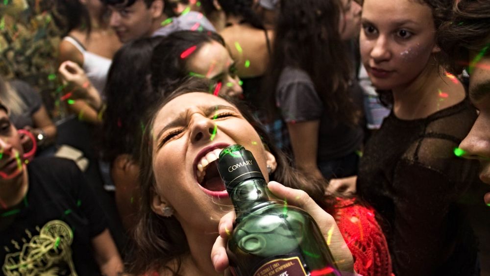 Legal Drinking Age - Should It Be Higher or Lower?