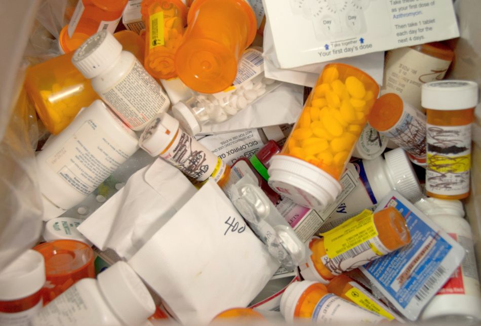 We Need a Cure for Plastic Pollution from Prescriptions