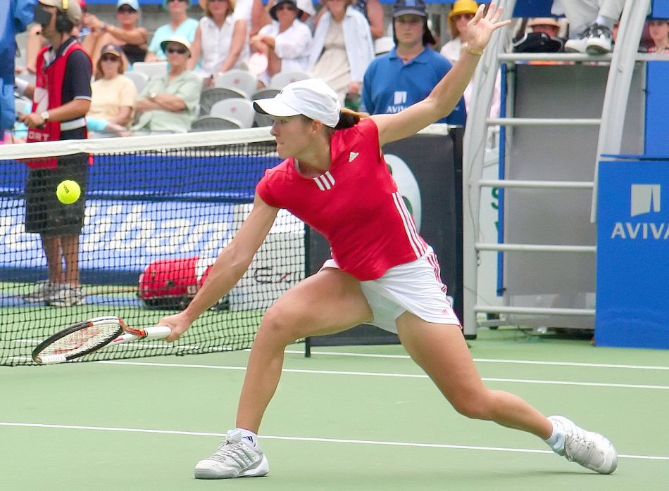 Justine Henin - A Champion Retires - Again