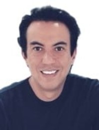  Alb&eacute;rto Le&igrave;t&euml;