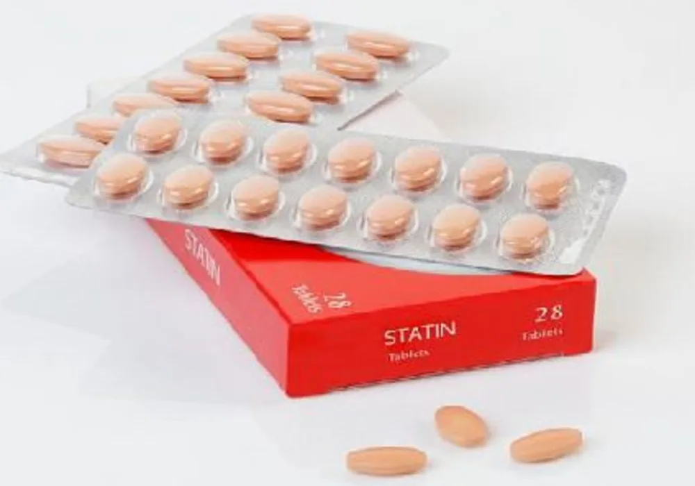Statins Reduce Hospital Admission for Heart Failure
