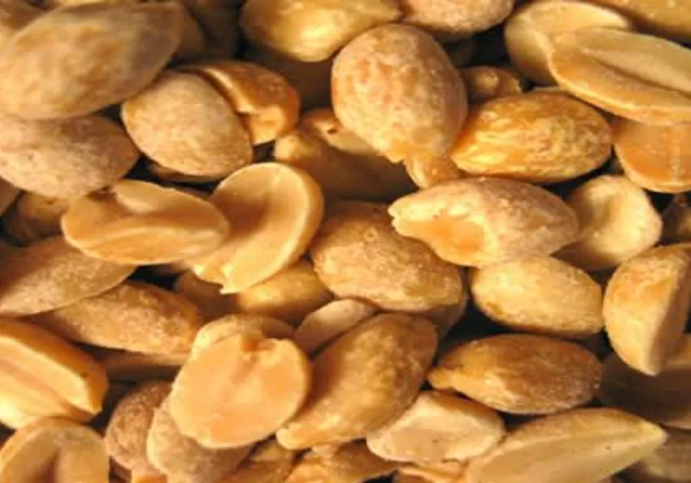 Nuts and Peanuts Reduce Risk of Cardiovascular Death