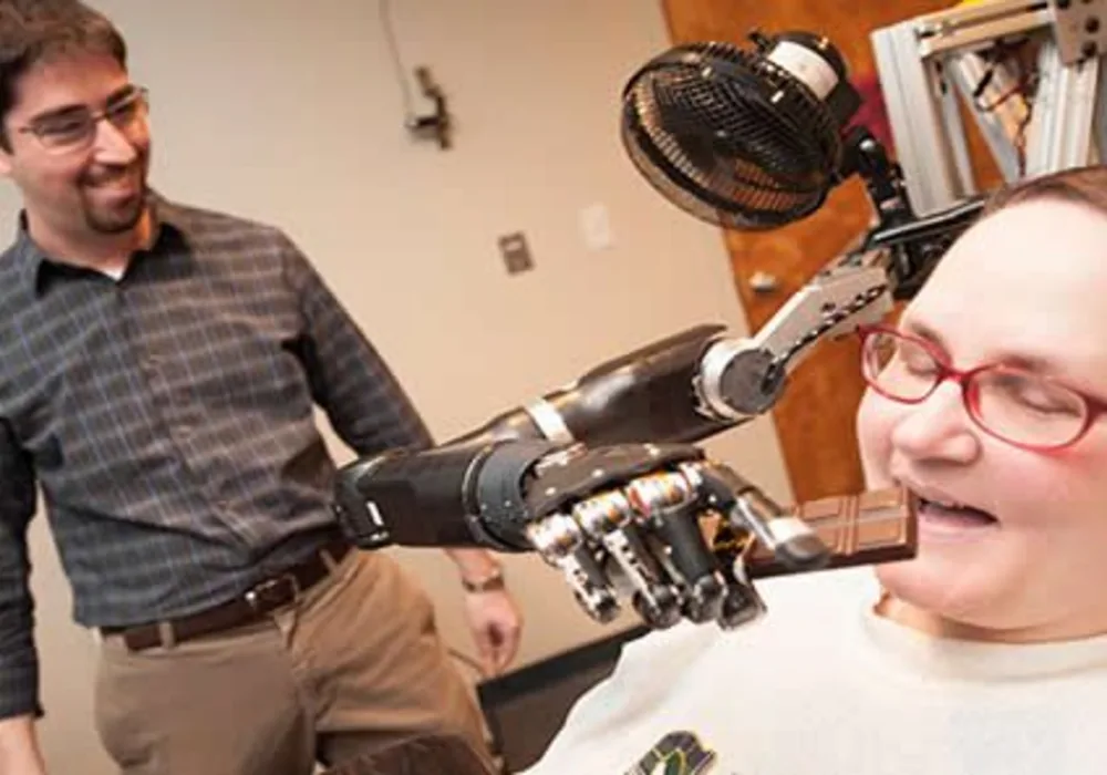 Mind-Controlled Robot Arm Shows Promising Results 