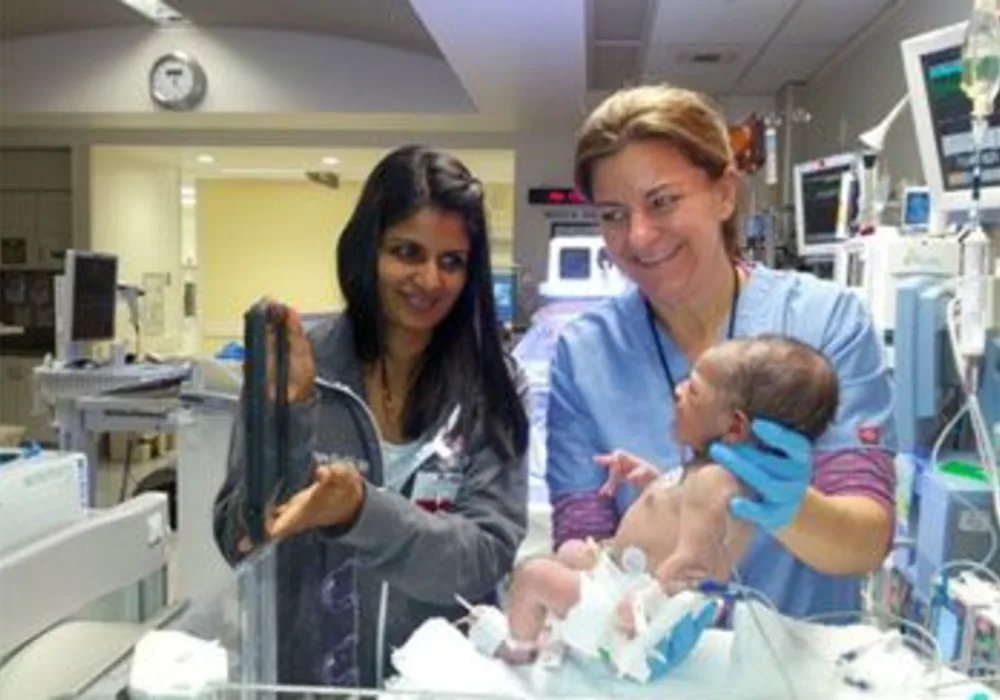 iPads Help New Moms Bond with Their Infants in the Neonatal Intensive Care Unit