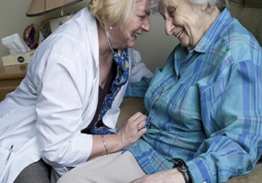 Patient-healthcare worker interaction in a nursing home