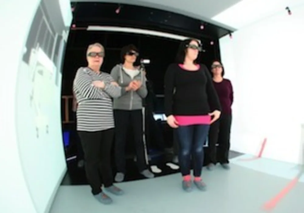 Nurses evaluate the bathroom design in a virtual environment  