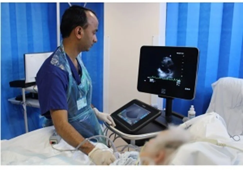 Using Point-Of-Care Ultrasound to Train the Intensivists of the Future 