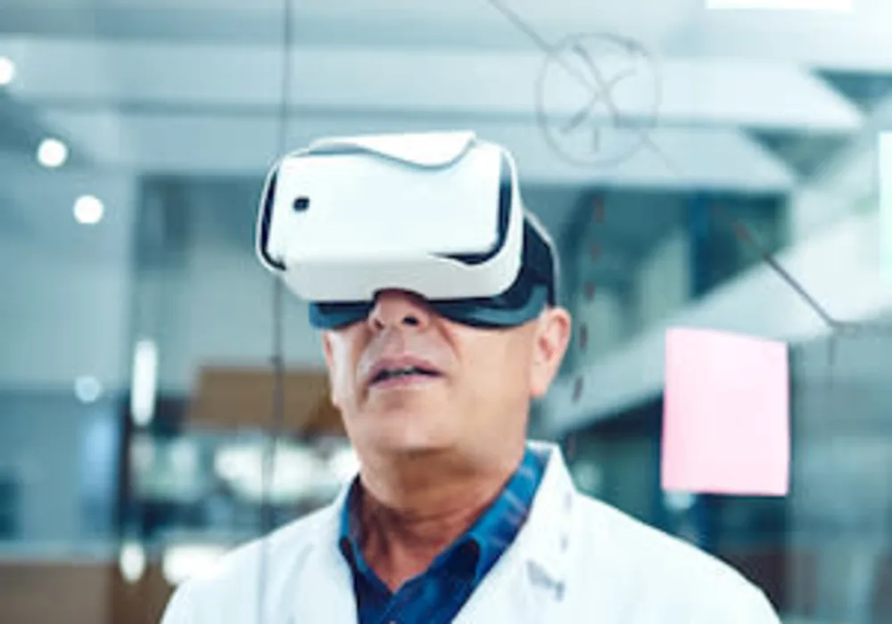 Virtual and Augmented Reality in the ICU