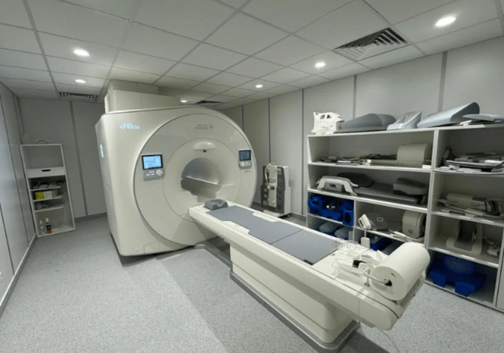 United Imaging Healthcare&#039;s Installation of the uMR 670 MRI System at Antėja Clinic