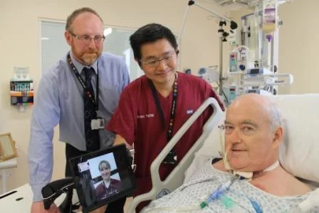 Intensive Care Patients Stay in Touch with Adapted iPads