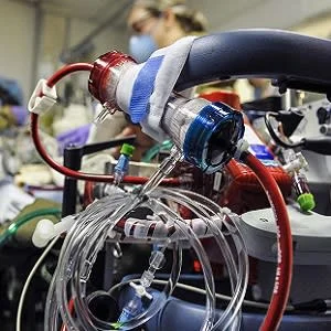 High-risk ECMO - heroic rescue or futile care?