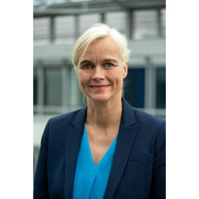 Dr. Carla Kriwet to Succeed Rice Powell as Chief Executive Officer of Fresenius Medical Care