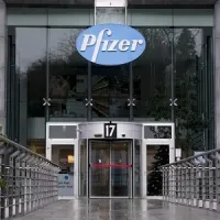 Pfizer Receives U.S. FDA Emergency Use Authorization for Novel COVID-19 Oral Antiviral Treatment