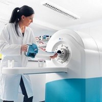 translational, cryogen-free, preclinical MRI systems