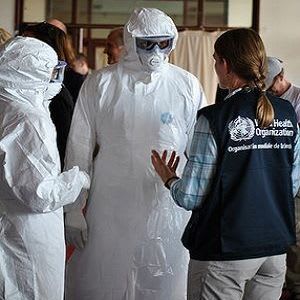 PPE training for healthcare workers PPE training for healthcare workers