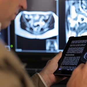 Radiologists and urologists favour structured prostate MRI reporting Radiologists and urologists favour structured prostate MRI reporting