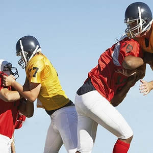 For the first time in the US, a blood test will be available to help doctors determine if people who've experienced a blow to the head could have a traumatic brain injury such as brain bleeding. Until this point, physicians have relied on subjective marke For the first time in the US, a blood test will be available to help doctors determine if people who've experienced a blow to the head could have a traumatic brain injury such as brain bleeding. Until this point, physicians have relied on subjective marke
