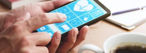 Patient uses a mobile health app to log daily pain, sleep, mood and medication. 