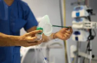 Conservative Oxygen Therapy in Mechanically Ventilated Patients